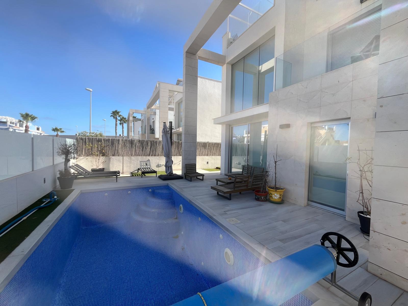 Villa construction récentes à Lomas de Cabo Roig — 10