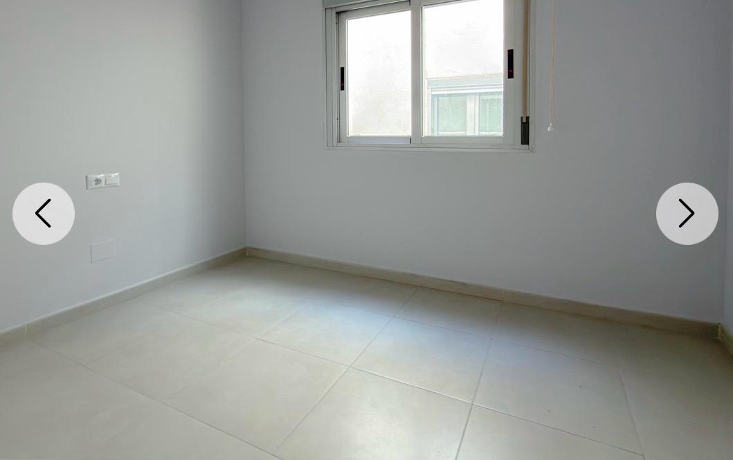 Semi-Renovated Apartment 200m from Cura Torrevieja Beach — 14