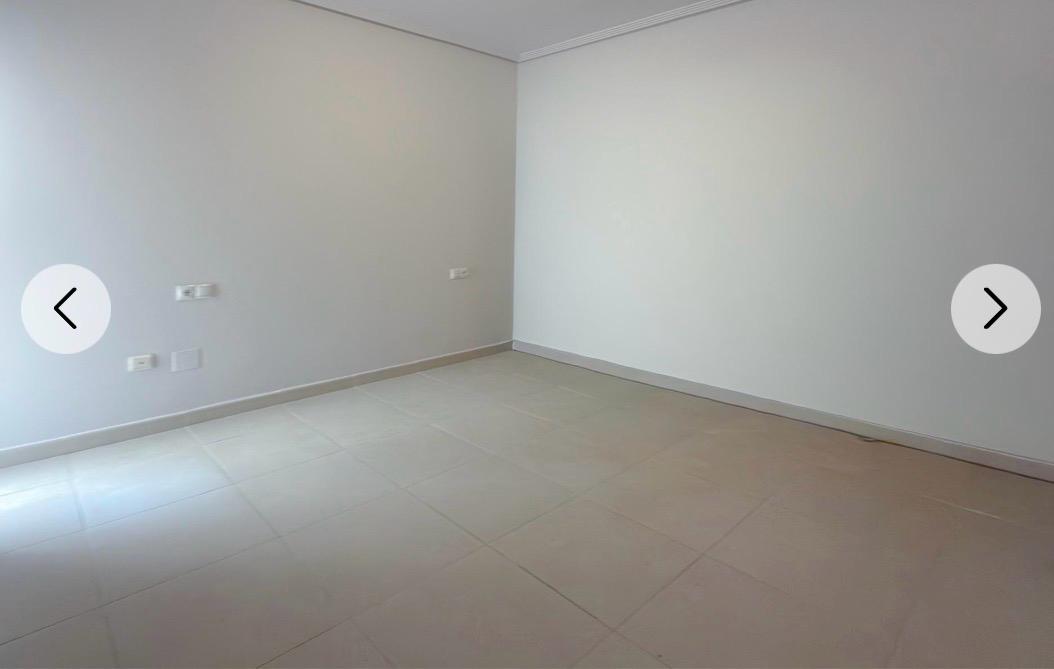 Semi-Renovated Apartment 200m from Cura Torrevieja Beach — 7